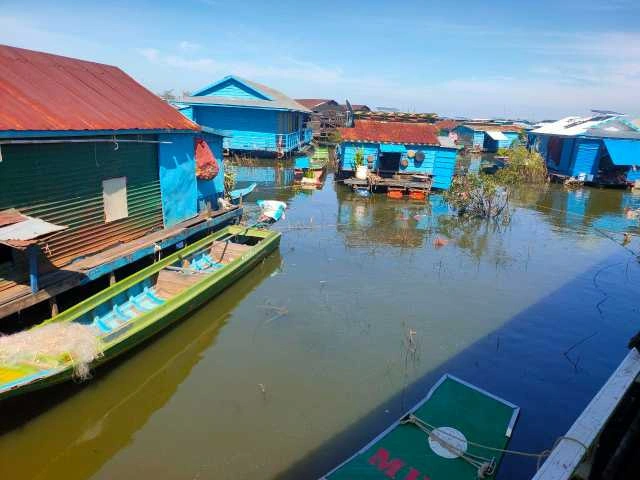 Villaggio galleggiante di Kampong Loang